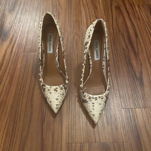 Steve Madden animal print heel - Picture 2 of 6